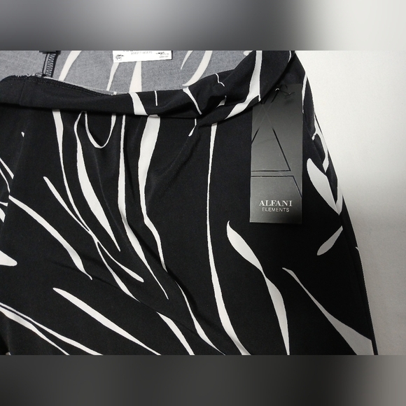 Alfani Wide Leg Pull On Pants. NWT. Size L - Picture 5 of 6